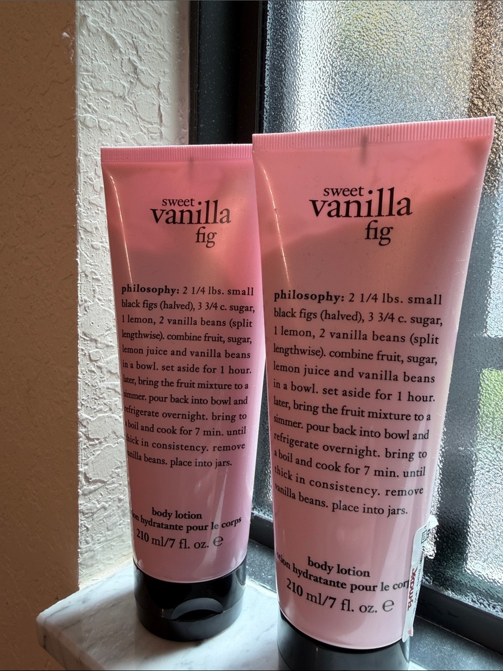 Body lotion tubes